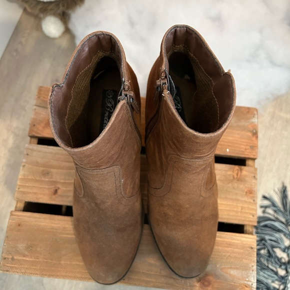 Booties - Picture 4 of 5